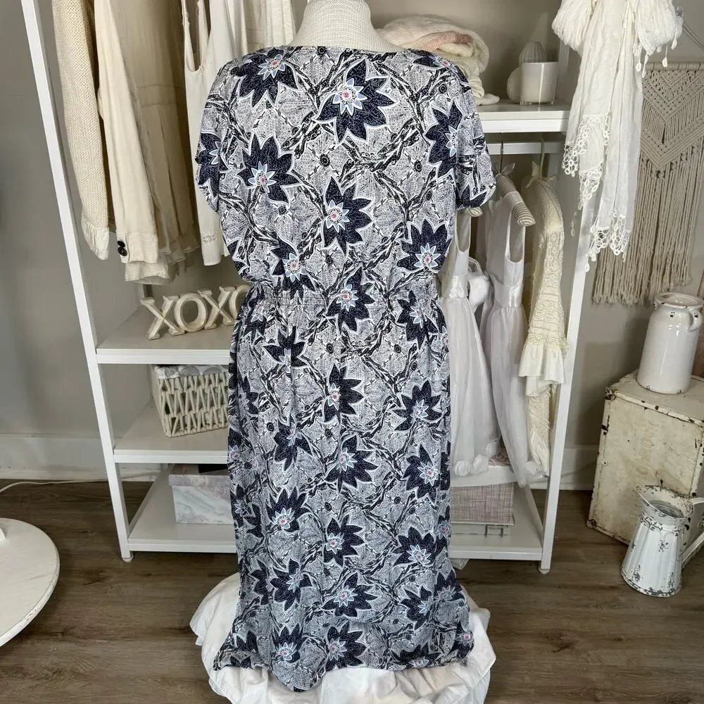 Foxcroft Black and White Floral Maxi Dress - Picture 4 of 9